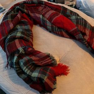 scarf/wrap